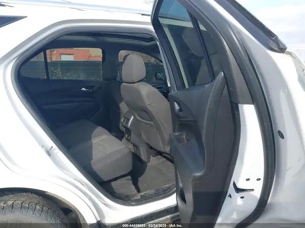 2GNAXSEVXJ6254461 2018 CHEVROLET EQUINOX - Image 8