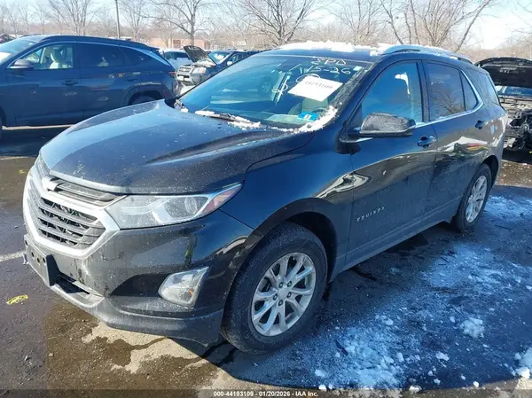 2GNAXSEVXJ6254511 2018 CHEVROLET EQUINOX - Image 2