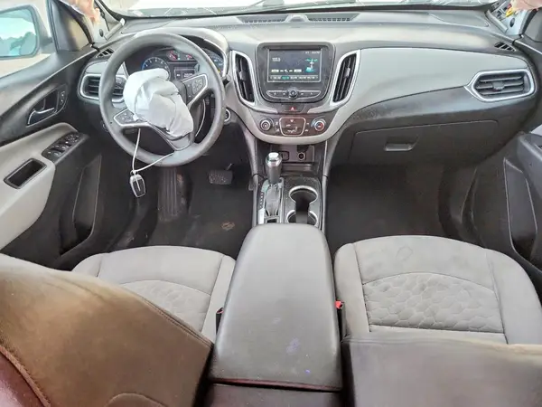 2GNAXSEVXJ6259305 2018 CHEVROLET EQUINOX - Image 8