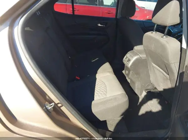 2GNAXSEVXJ6261491 2018 CHEVROLET EQUINOX - Image 8