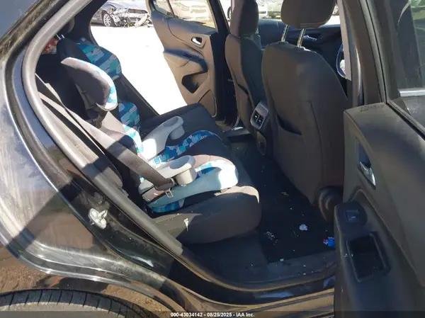 2GNAXSEVXJ6263838 2018 CHEVROLET EQUINOX - Image 8