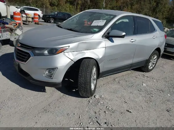 2GNAXSEVXJ6269378 2018 CHEVROLET EQUINOX - Image 2