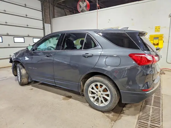 2GNAXSEVXJ6312360 2018 CHEVROLET EQUINOX - Image 2