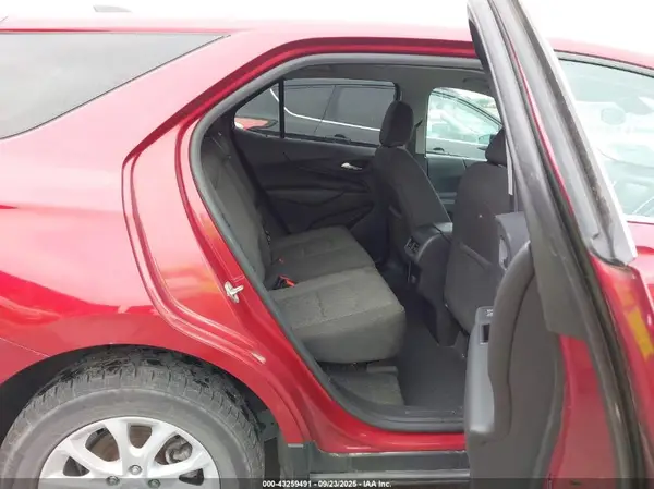 2GNAXSEVXJ6320068 2018 CHEVROLET EQUINOX - Image 8