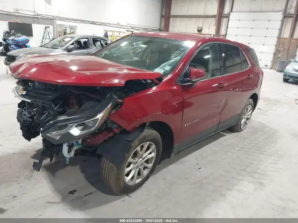 2GNAXSEVXJ6322502 2018 CHEVROLET EQUINOX - Image 2