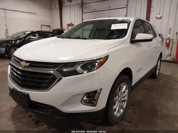 2GNAXSEVXJ6339641 2018 CHEVROLET EQUINOX - Image 2