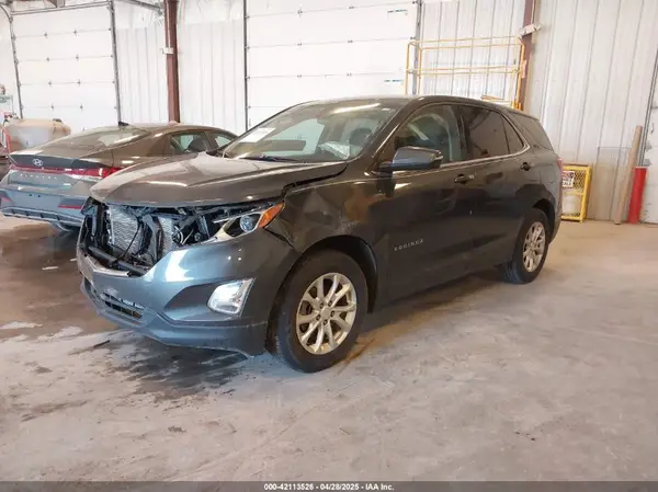 2GNAXSEVXJ6345570 2018 CHEVROLET EQUINOX - Image 2