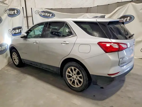 2GNAXSEVXJ6349909 2018 CHEVROLET EQUINOX - Image 2