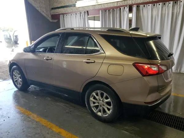 2GNAXSEVXJ6351496 2018 CHEVROLET EQUINOX - Image 2