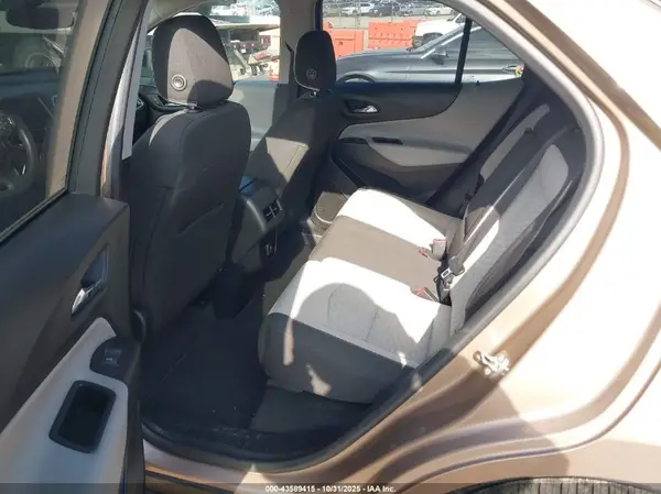2GNAXSEVXK6121233 2019 CHEVROLET EQUINOX - Image 8