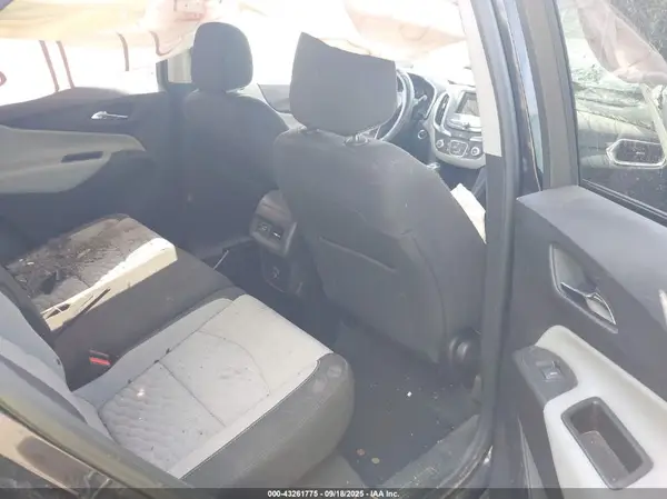 2GNAXSEVXK6184557 2019 CHEVROLET EQUINOX - Image 8