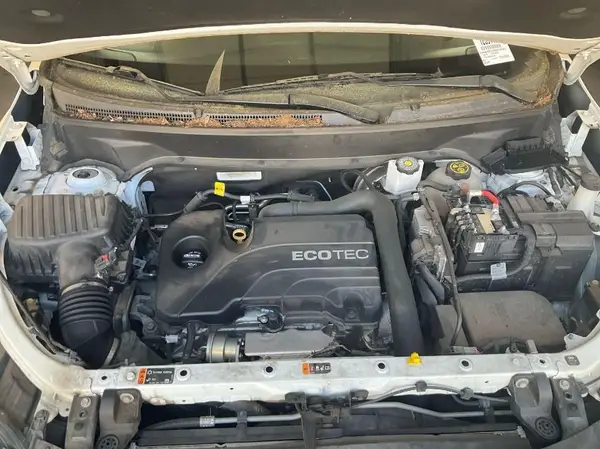 2GNAXSEVXK6212101 2019 CHEVROLET EQUINOX - Image 2