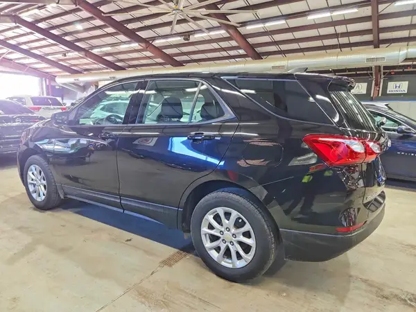 2GNAXSEVXK6299076 2019 CHEVROLET EQUINOX - Image 2
