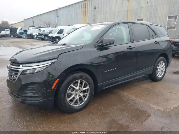 2GNAXSEVXN6151708 2022 CHEVROLET EQUINOX - Image 2