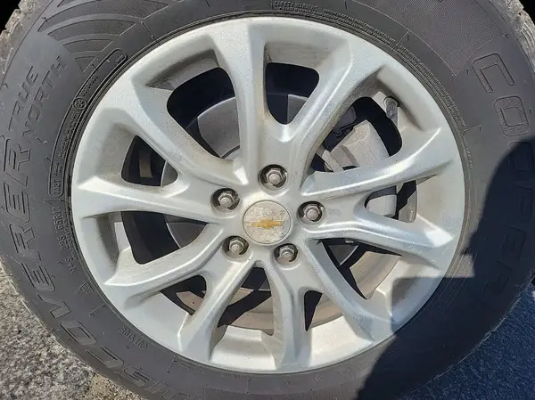 2GNAXTEV0K6260759 2019 CHEVROLET EQUINOX - Image 1