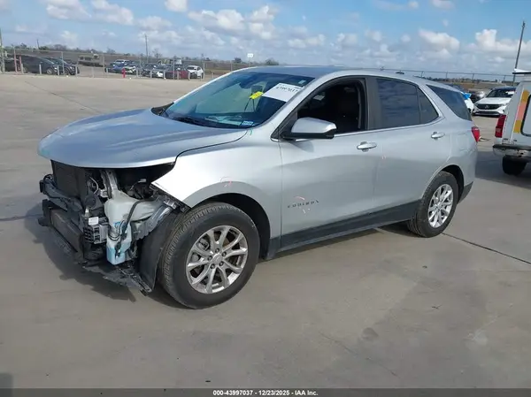 2GNAXTEV0M6140379 2021 CHEVROLET EQUINOX - Image 2