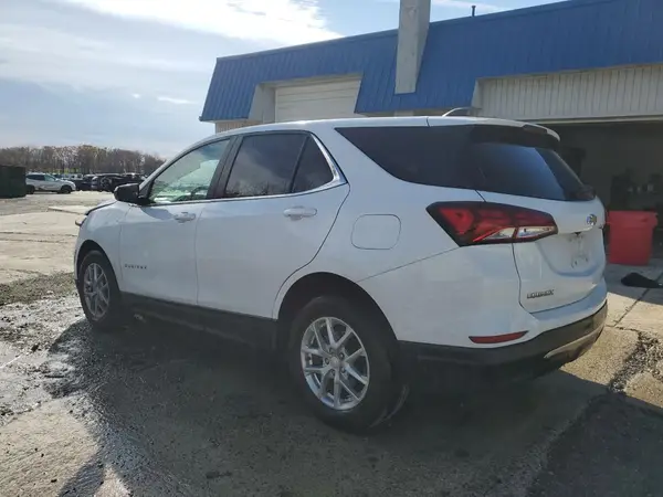 2GNAXTEV0N6116388 2022 CHEVROLET EQUINOX - Image 2