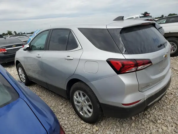 2GNAXTEV0N6131098 2022 CHEVROLET EQUINOX - Image 2