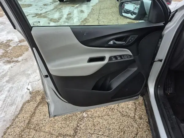 2GNAXTEV1N6122328 2022 CHEVROLET EQUINOX - Image 2