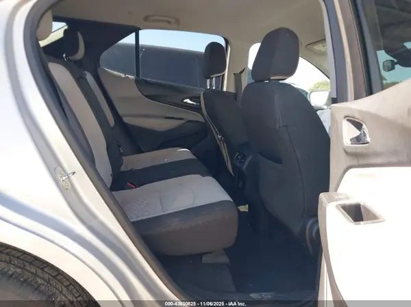2GNAXTEV2K6165510 2019 CHEVROLET EQUINOX - Image 8