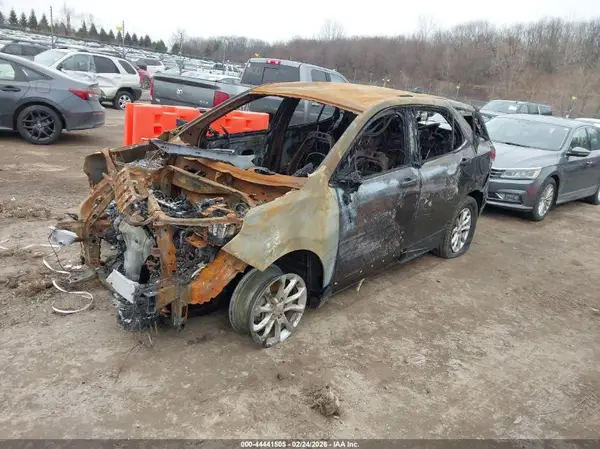 2GNAXTEV2K6255675 2019 CHEVROLET EQUINOX - Image 2