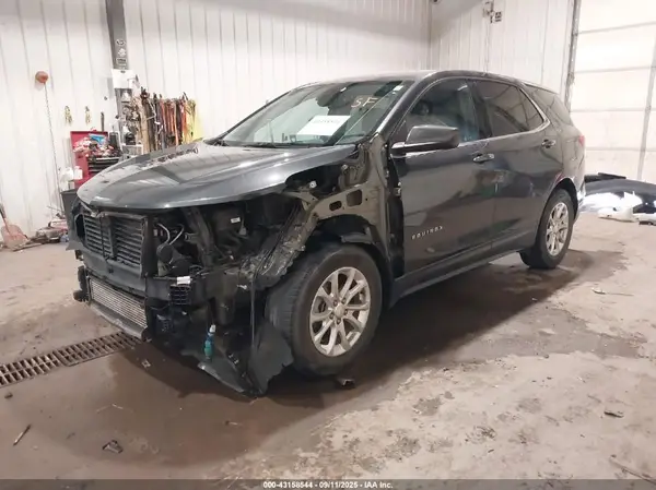 2GNAXTEV2L6184026 2020 CHEVROLET EQUINOX - Image 2