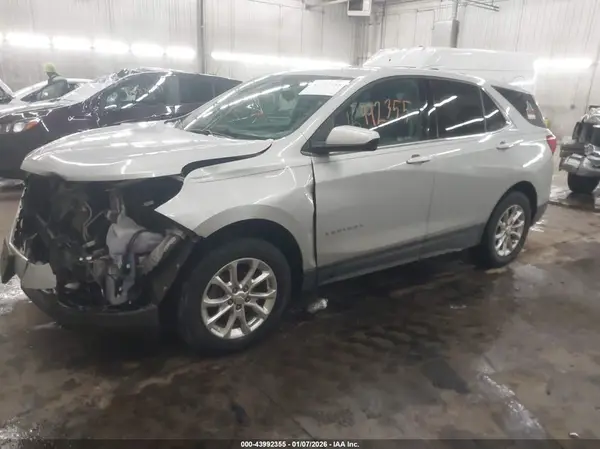 2GNAXTEV2L6255225 2020 CHEVROLET EQUINOX - Image 2