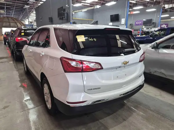 2GNAXTEV3K6176368 2019 CHEVROLET EQUINOX - Image 2