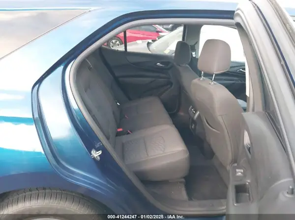 2GNAXTEV3K6236066 2019 CHEVROLET EQUINOX - Image 8