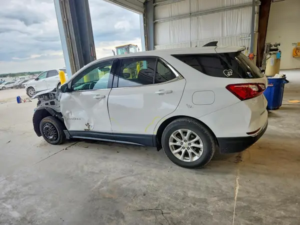 2GNAXTEV3L6163640 2020 CHEVROLET EQUINOX - Image 2