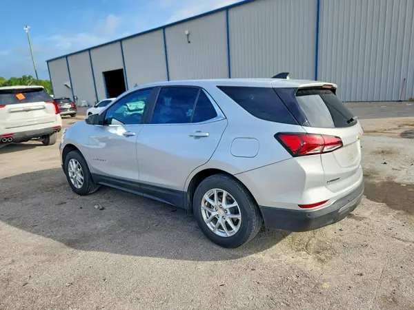 2GNAXTEV3N6107765 2022 CHEVROLET EQUINOX - Image 2
