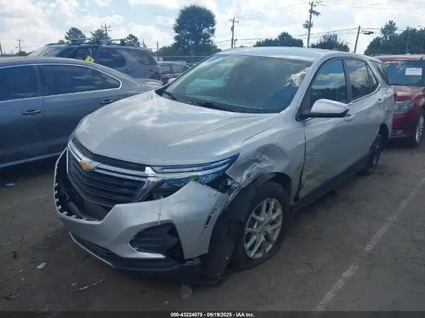 2GNAXTEV3N6143990 2022 CHEVROLET EQUINOX - Image 2