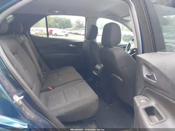 2GNAXTEV4K6279024 2019 CHEVROLET EQUINOX - Image 8