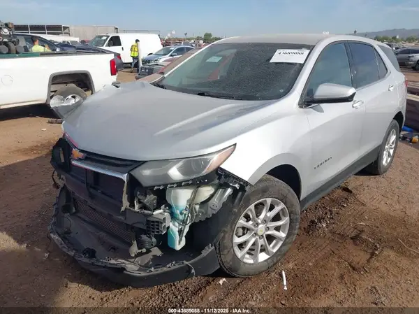 2GNAXTEV4L6141811 2020 CHEVROLET EQUINOX - Image 2