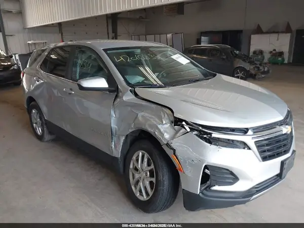 2GNAXTEV4N6135509 2022 CHEVROLET EQUINOX - Image 1