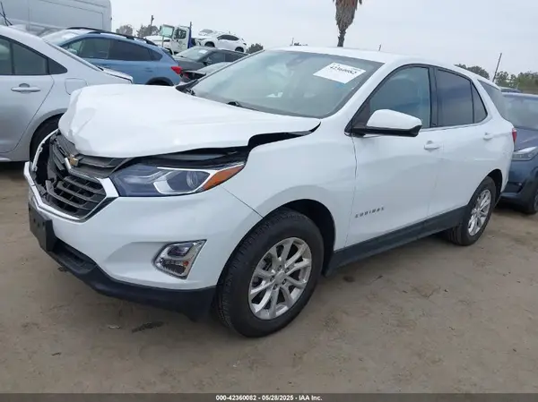 2GNAXTEV5L6256000 2020 CHEVROLET EQUINOX - Image 2