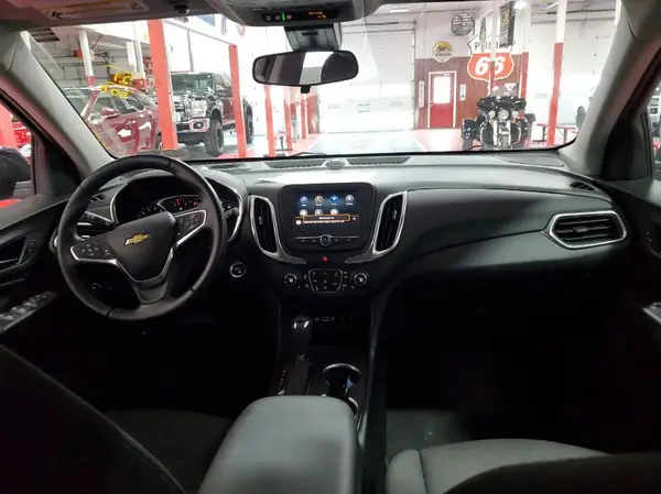 2GNAXTEV5M6105983 2021 CHEVROLET EQUINOX - Image 2