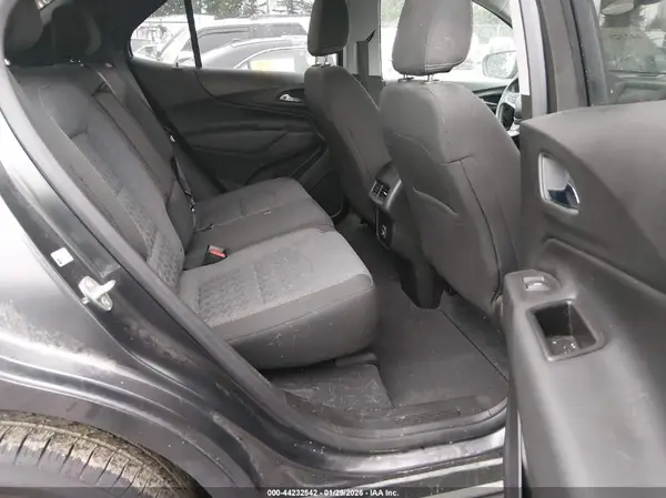 2GNAXTEV5N6134921 2022 CHEVROLET EQUINOX - Image 8