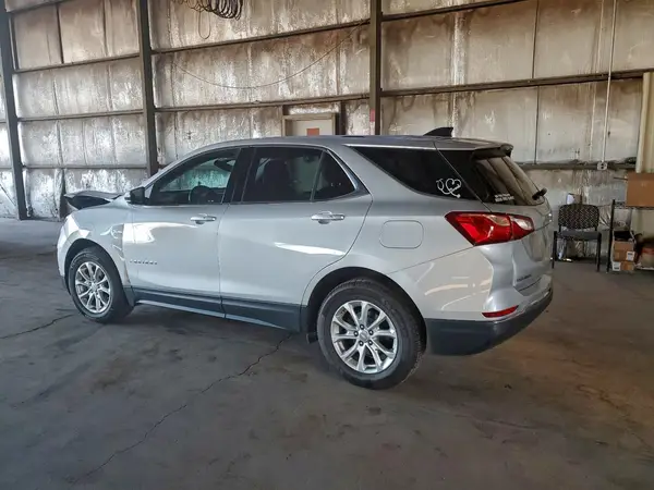 2GNAXTEV6K6164117 2019 CHEVROLET EQUINOX - Image 2