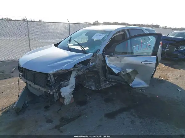 2GNAXTEV6K6221190 2019 CHEVROLET EQUINOX - Image 2