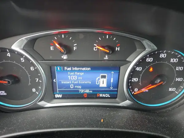 2GNAXTEV6K6256182 2019 CHEVROLET EQUINOX - Image 2