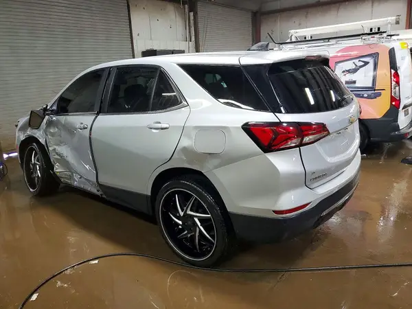 2GNAXTEV6N6144664 2022 CHEVROLET EQUINOX - Image 2
