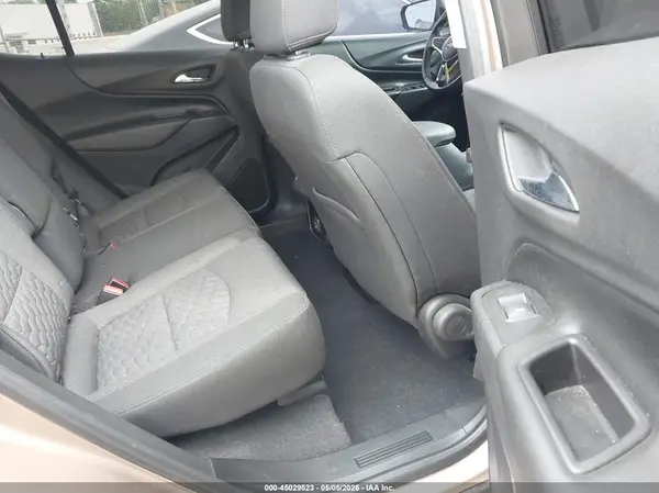 2GNAXTEV7K6243067 2019 CHEVROLET EQUINOX - Image 8