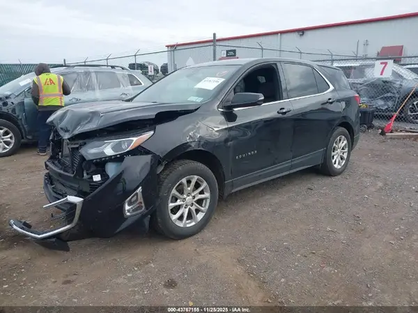 2GNAXTEV7K6287053 2019 CHEVROLET EQUINOX - Image 2