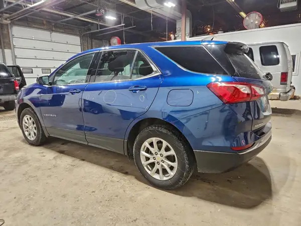 2GNAXTEV7L6226285 2020 CHEVROLET EQUINOX - Image 2