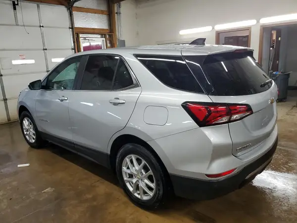 2GNAXTEV7N6143085 2022 CHEVROLET EQUINOX - Image 2