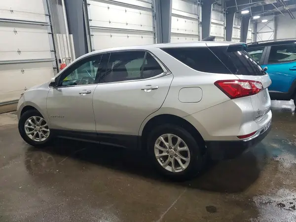 2GNAXTEV8K6140126 2019 CHEVROLET EQUINOX - Image 2