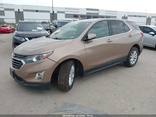 2GNAXTEV8K6218968 2019 CHEVROLET EQUINOX - Image 2