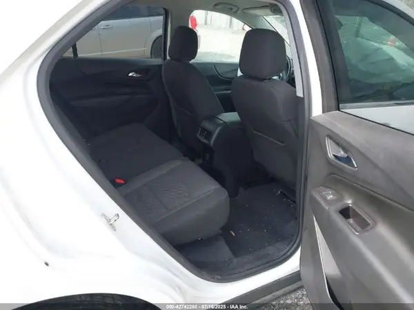 2GNAXTEV8K6239836 2019 CHEVROLET EQUINOX - Image 8