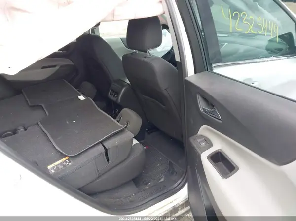 2GNAXTEV8L6230104 2020 CHEVROLET EQUINOX - Image 8